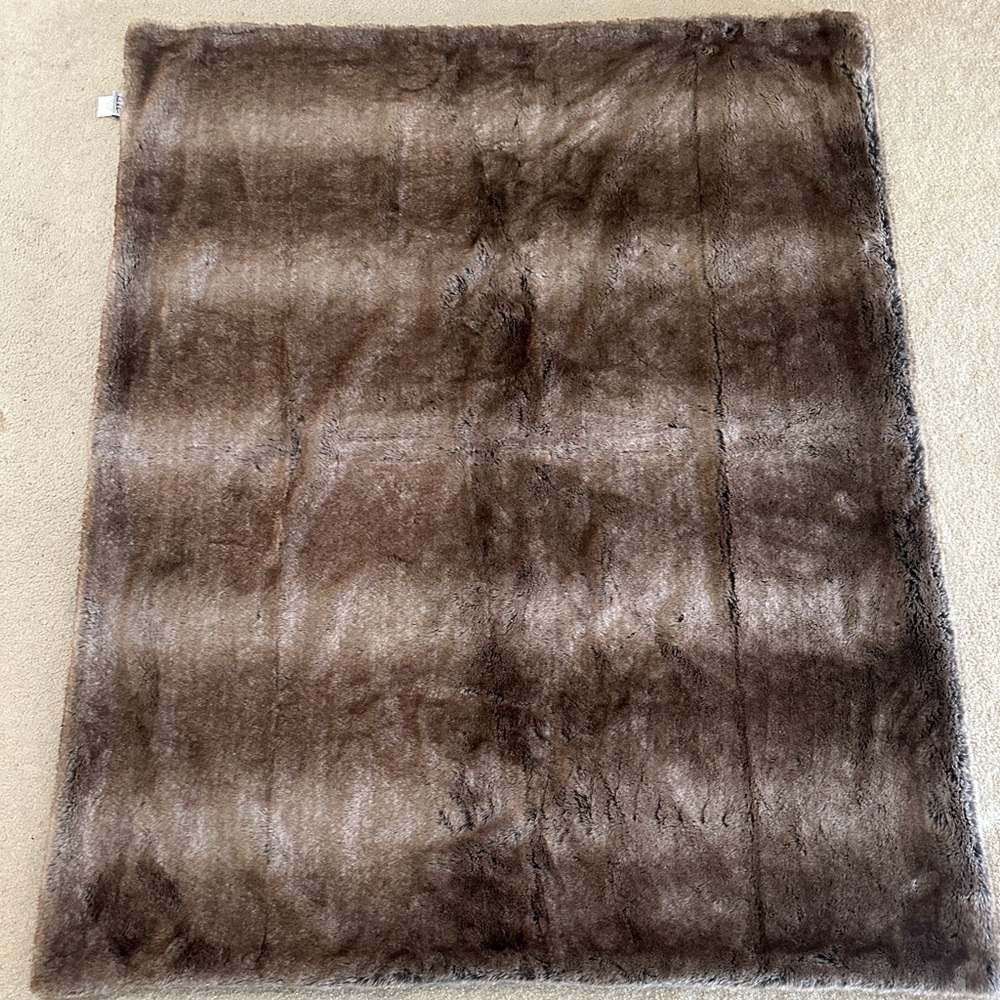 Nicole Miller Artelier Faux Fur 49” x 60” Throw Blanket